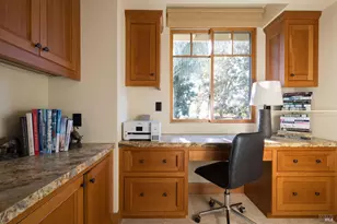 1636 Abramson Rd, Santa Rosa, CA 95401 - Photo 22