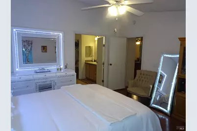 212 Valencia Drive, Fairfield, CA 94533 - Photo 8