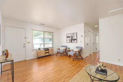 323 Silvio Lane, Novato, CA 94947 - Photo 4