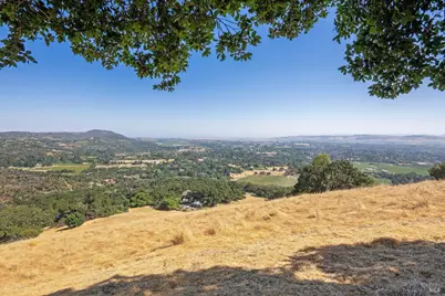 1090 Bart Road, Sonoma, CA 95476 - Photo 2
