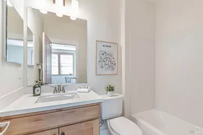 2662 Franz Kafka Avenue, Santa Rosa, CA 95404 - Photo 18