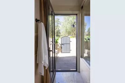 800 Lommel Road, Calistoga, CA 94515 - Photo 22