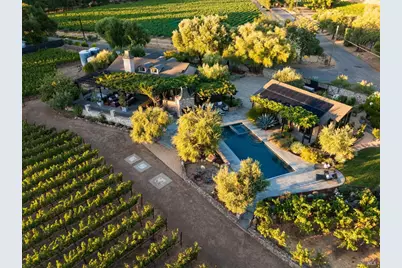 800 Lommel Road, Calistoga, CA 94515 - Photo 4