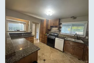 205 Westbrook Drive, Santa Rosa, CA 95401 - Photo 10