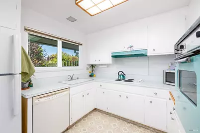 446 Las Casitas Court #D, Santa Rosa, CA 95403 - Photo 6