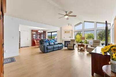 6850 Oakmont Drive, Santa Rosa, CA 95409 - Photo 12