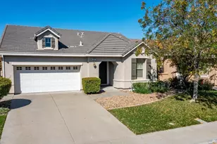 3091 Red Maple Ct, Vacaville, CA 95687 - Photo 2