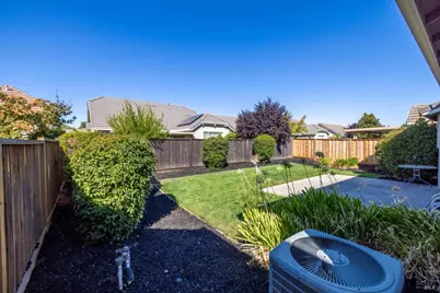 3091 Red Maple Court, Vacaville, CA 95687 - Photo 26