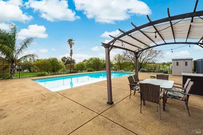 4265 Summerwood Court, Vacaville, CA 95688 - Photo 72