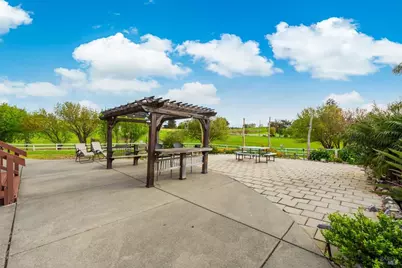 4265 Summerwood Court, Vacaville, CA 95688 - Photo 74