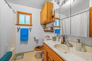 3901 Canyon Rd, Willits, CA 95490 - Photo 10