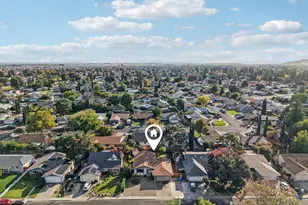 1136 Woodridge Dr, Vacaville, CA 95687 - Photo 38