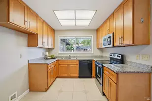 1136 Woodridge Dr, Vacaville, CA 95687 - Photo 12