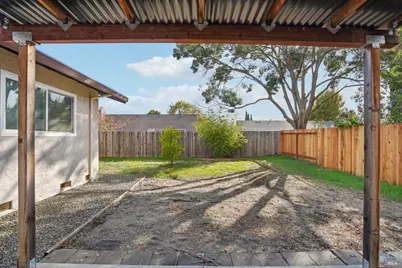 1136 Woodridge Drive, Vacaville, CA 95687 - Photo 30