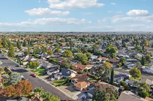 1136 Woodridge Dr, Vacaville, CA 95687 - Photo 40