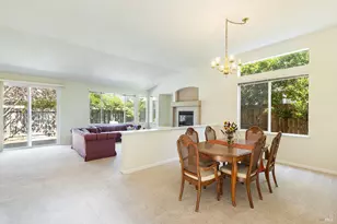 7225 16th Hole Dr, Windsor, CA 95492 - Photo 6