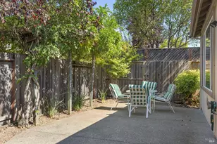 7225 16th Hole Dr, Windsor, CA 95492 - Photo 30
