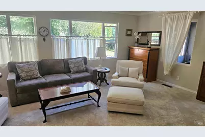 8 San Lucas Court, Saint Helena, CA 94574 - Photo 2