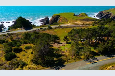 46851 Iversen Lane, Gualala, CA 95445 - Photo 18