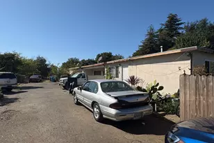 2721 Victoria Dr, Santa Rosa, CA 95407 - Photo 2