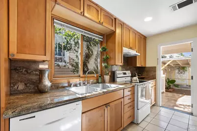 2065 Yajome Street, Napa, CA 94559 - Photo 10