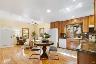 2065 Yajome St, Napa, CA 94559 - Photo 8