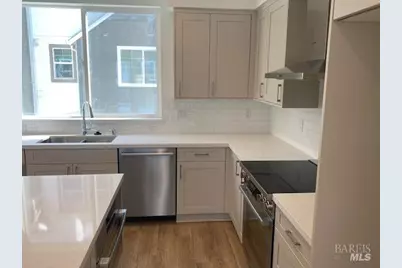 627 Semillon Lane, Santa Rosa, CA 95403 - Photo 2