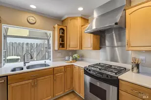 253 Carlisle Way, Benicia, CA 94510 - Photo 20