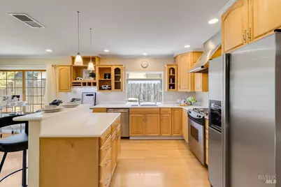 253 Carlisle Way, Benicia, CA 94510 - Photo 14