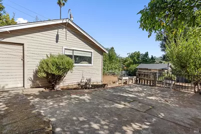 820 Brown Street, Healdsburg, CA 95448 - Photo 22