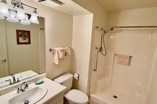 100 Thorndale Dr, San Rafael, CA 94903 - Photo 12