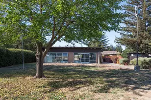 20 E Napa Dr, Petaluma, CA 94952 - Photo 32