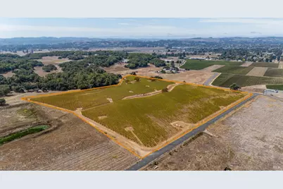 3340 Lichau Road, Penngrove, CA 94951 - Photo 2