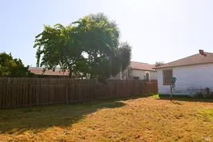 1156 64th St, Oakland, CA 94608 - Photo 20