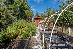 16460 Walker Lake Rd, Willits, CA 95490 - Photo 2