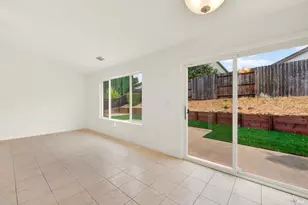 3216 Lagunita Cir, Fairfield, CA 94533 - Photo 10