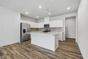 229 Octopus St, Suisun City, CA 94585 - Photo 2