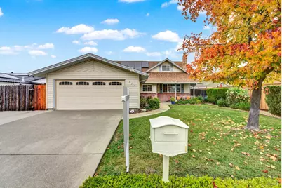 221 Livingston Avenue, Vacaville, CA 95687 - Photo 10