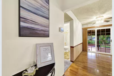 221 Livingston Avenue, Vacaville, CA 95687 - Photo 28