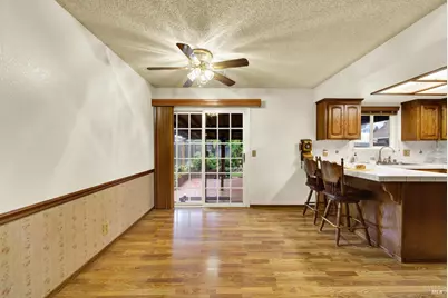 221 Livingston Avenue, Vacaville, CA 95687 - Photo 26