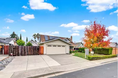 221 Livingston Avenue, Vacaville, CA 95687 - Photo 8