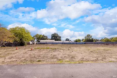 2085 Fulton Road, Santa Rosa, CA 95403 - Photo 50