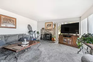 2085 Fulton Rd, Santa Rosa, CA 95403 - Photo 10