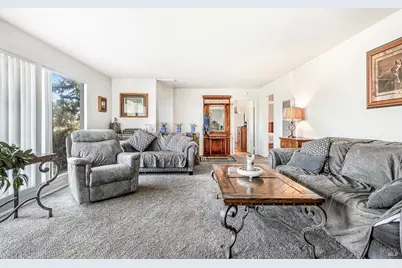 2085 Fulton Road, Santa Rosa, CA 95403 - Photo 8