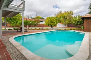 8 Clover Hill Ct, San Rafael, CA 94903 - Photo 36