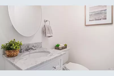 8 Clover Hill Court, San Rafael, CA 94903 - Photo 6