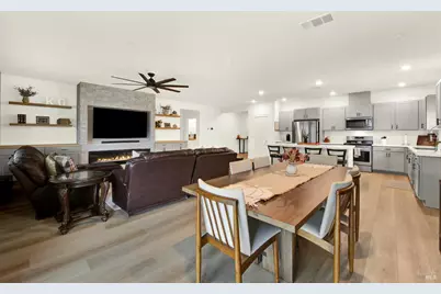 970 Camelia Drive, Dixon, CA 95620 - Photo 10