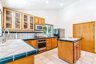 12195 Fiori Ln, Sebastopol, CA 95472 - Photo 14