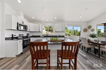 10818 Skyview Drive, Kelseyville, CA 95451 - Photo 14