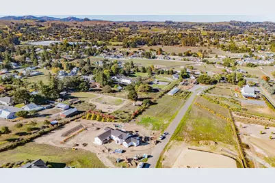 2183 Live Oak Farm Lane, Petaluma, CA 94952 - Photo 10